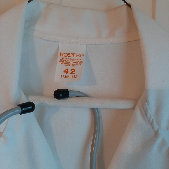 Medical Lab Coat - Picture 6 of 8